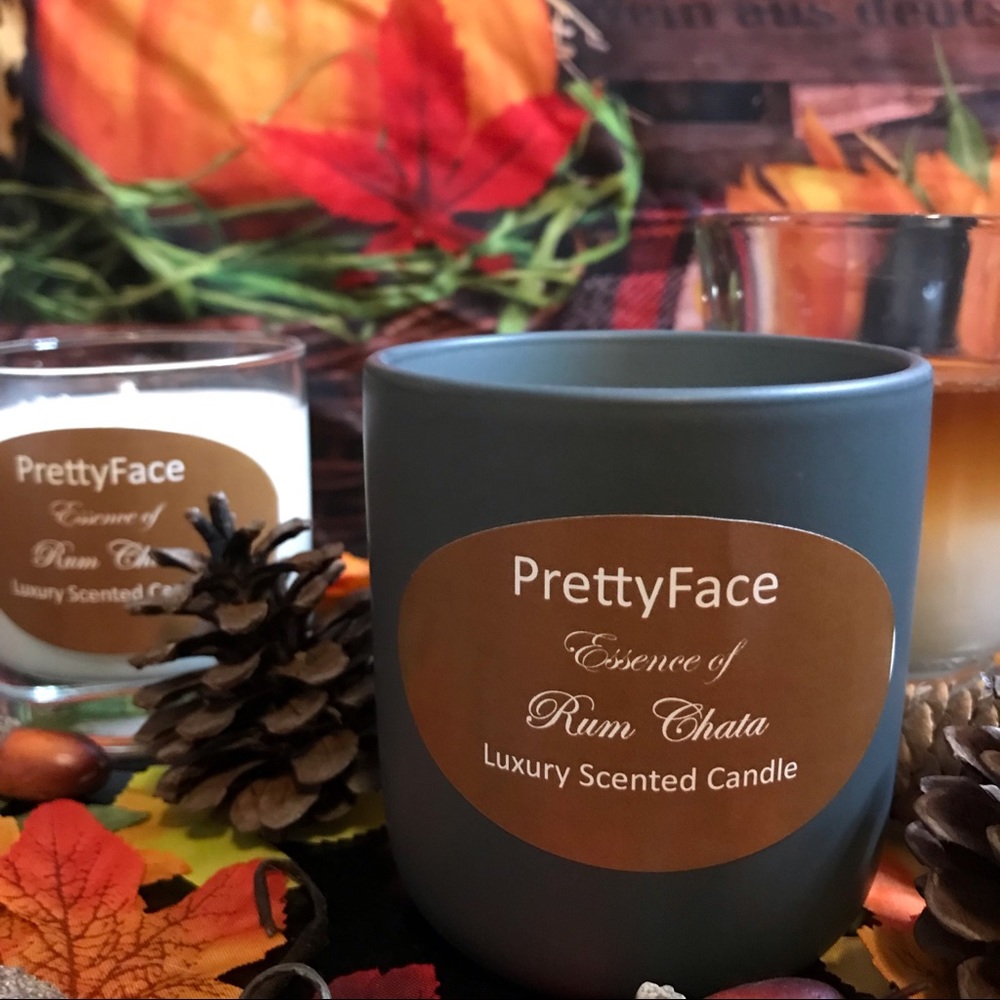 17 and 22 oz luxury scented candles